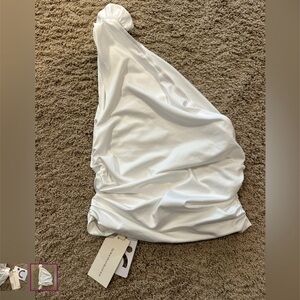 Commense NWT white flower one shoulder top